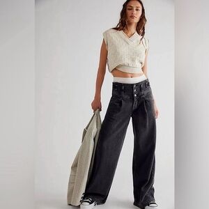 Free People / We The Free Super Sweeper Wide Leg Jeans NWT Size L Black